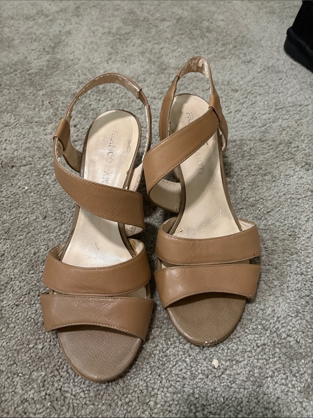 Women’s Tan Leather Strappy Sandals - Classic